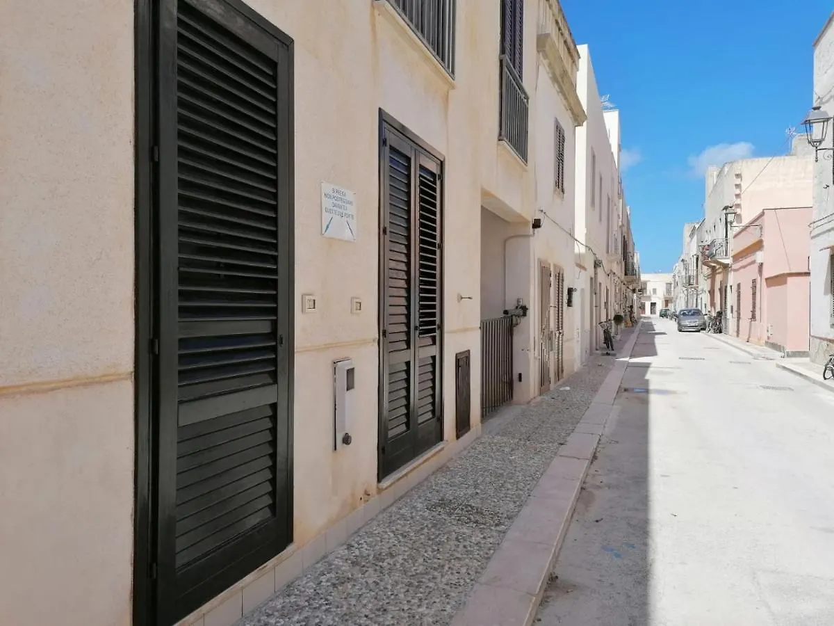 Favignana In Centro Apartment Italy